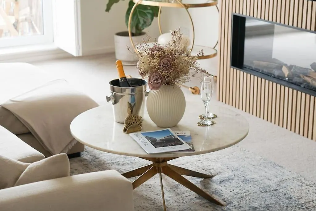 Stunning Modern Space With Harbour Views & Free Parking Brighton